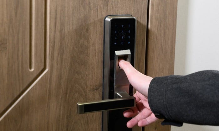 Upgrade Your Door Lock in Dubai for Better Safety Today