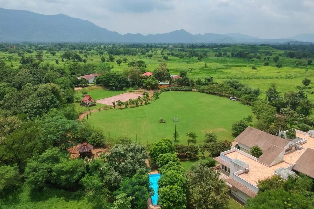 StayVista at Nivaant Farms and Cottages Near Shivaji International Mumbai Airport