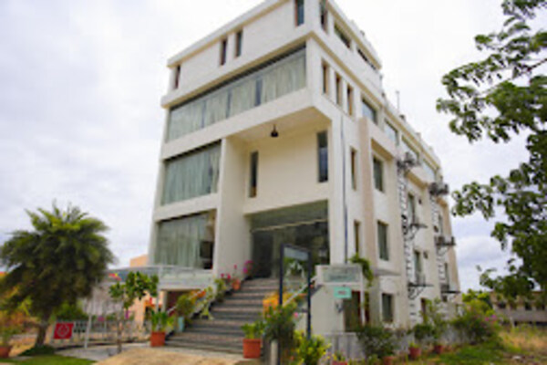 Hotel Highnest | Near SRM University, Kattankulathur |